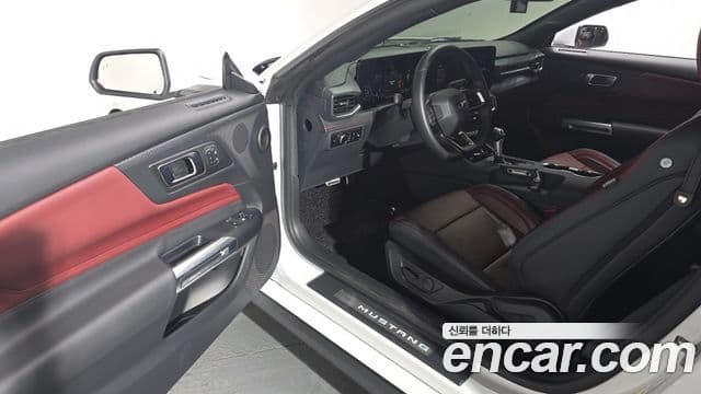 Ford Mustang 7세대 2.3 EcoBoost Premium купе, 2024 11