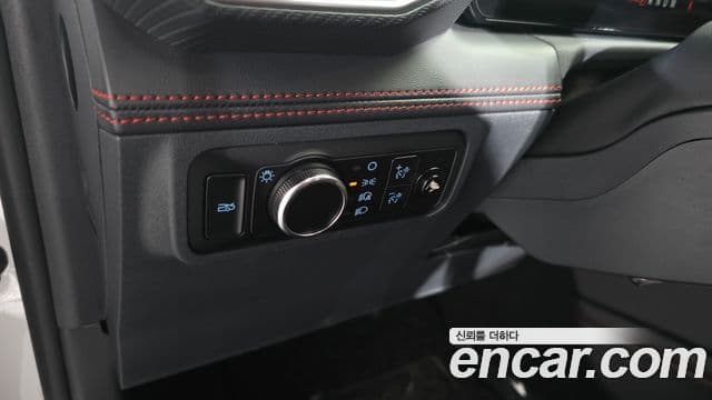 Ford Mustang 7세대 2.3 EcoBoost Premium купе, 2024 17