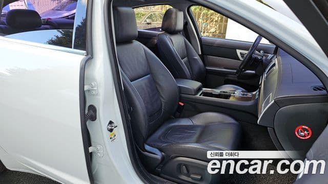 Jaguar New XF X250, 2014 10