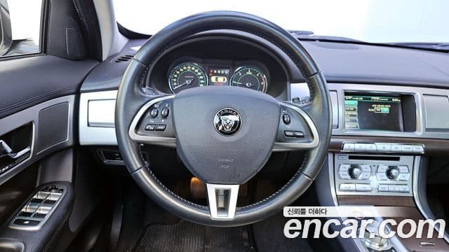 Jaguar New XF X250, 2014 13