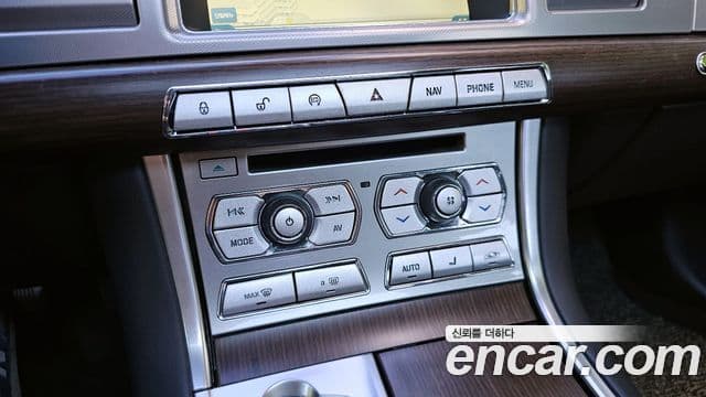 Jaguar New XF X250, 2014 17