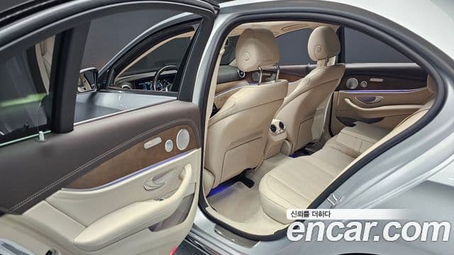 Mercedes-Benz E-класс W213 Exclusive, 2019 11