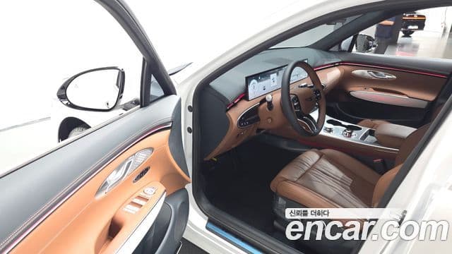 Genesis GV70, 2025 11