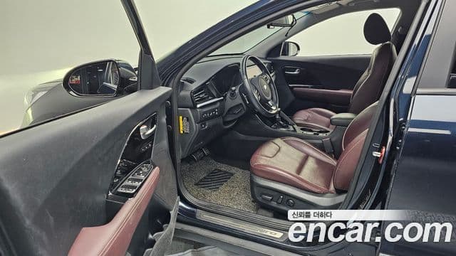 Kia The / новый New Niro Noblesse Special, 2020 10