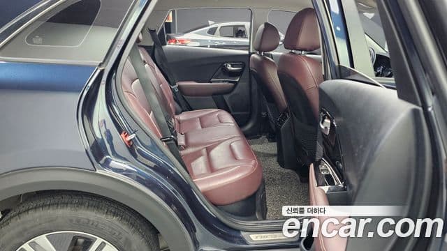 Kia The / новый New Niro Noblesse Special, 2020 12