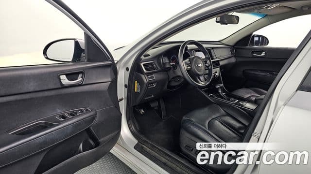 Kia The / новый New K5 Prestige, 2016 12