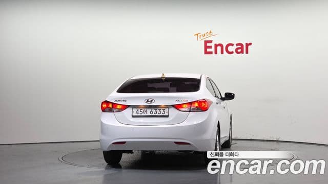 Hyundai Avante MD Luxury, 2012 4