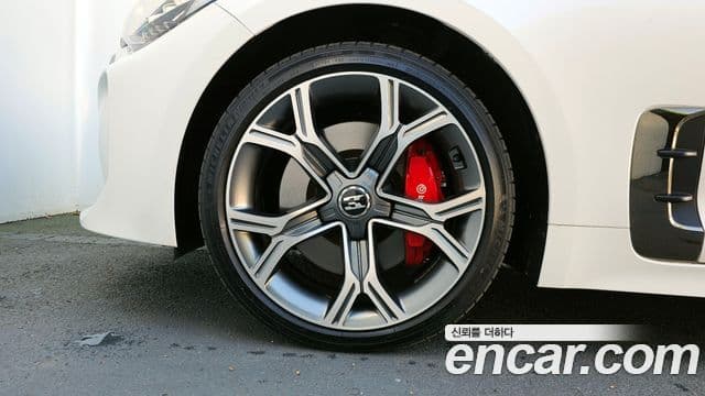 Kia 스팅어 GT, 2019 все фото