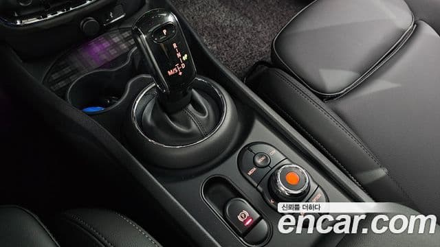 Mini Cooper 클럽맨 2세대, 2020 9