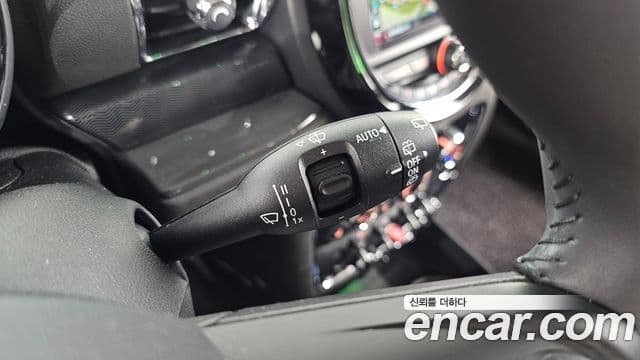 Mini Cooper 클럽맨 2세대, 2020 17