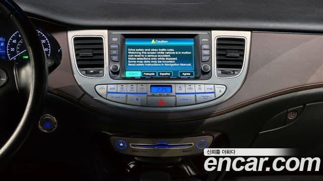 Hyundai Genesis 3.8 экспортная версия, 2012 18