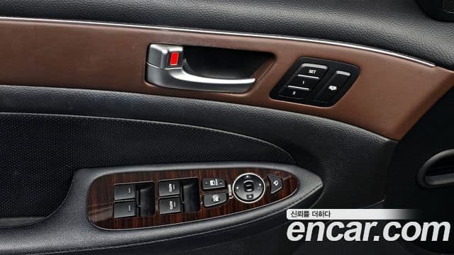 Hyundai Genesis 3.8 экспортная версия, 2012 19