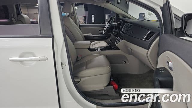 Kia All New Carnival 11인승 Deluxe, 2015 11