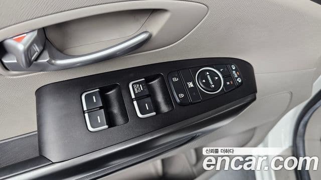 Kia All New Carnival 11인승 Deluxe, 2015 15