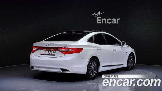 Hyundai Grandeur HG Luxury, 2012 2