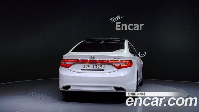 Hyundai Grandeur HG Luxury, 2012 4