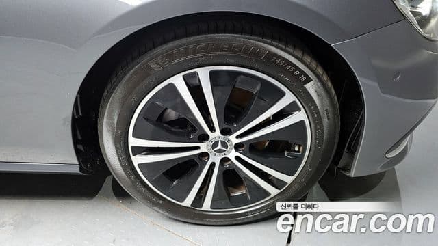 Mercedes-Benz E-класс W213 Avantgarde, 2021 все фото