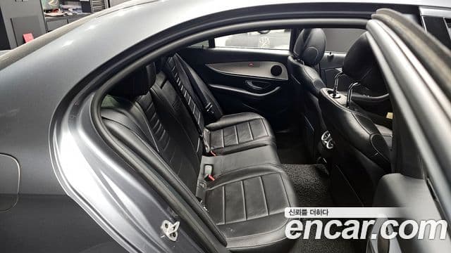 Mercedes-Benz E-класс W213 Avantgarde, 2021 11