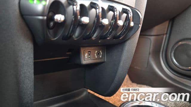 Mini Cooper S 2세대, 2011 17