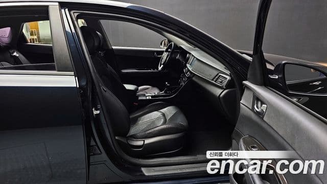 Kia K5 2세대 Prestige, 2016 11