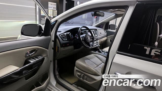 Kia The / новый New Carnival Special, 2019 10