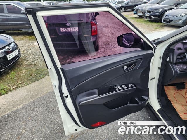 KG모빌리티(SsangYong) Tivoli VX 2WD, 2017 14