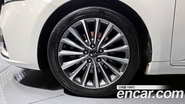 Kia All New K7 3.0 LPI Prestige (арендный автомобиль), 2017 все фото