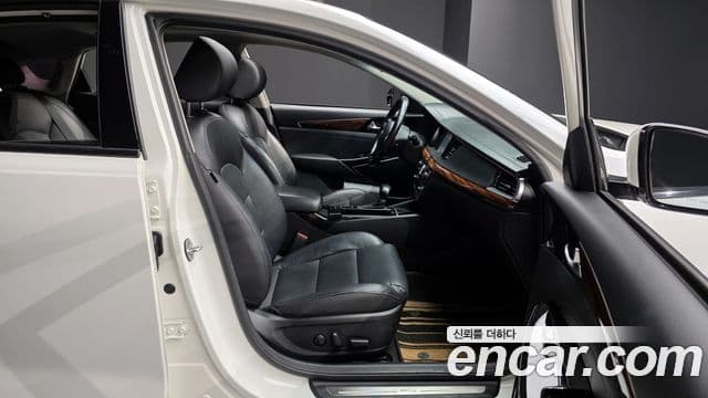 Kia All New K7 3.0 LPI Prestige (арендный автомобиль), 2017 10