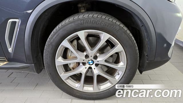 BMW X5 (G05) xDrive 45e xLine, 2021 все фото