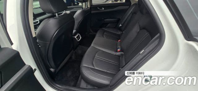 Kia K5 3세대 Standard, 2021 16
