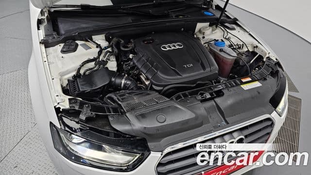 Audi New A4 B8, 2013 6