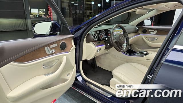 Mercedes-Benz E-класс W213 Exclusive, 2017 11