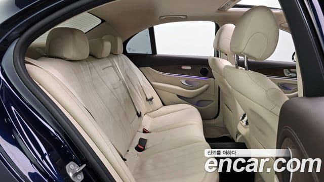 Mercedes-Benz E-класс W213 Exclusive, 2017 12