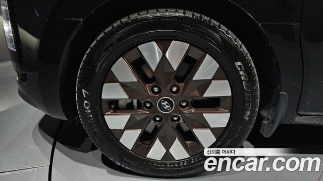 Hyundai Staria Inspiration, 2023 все фото