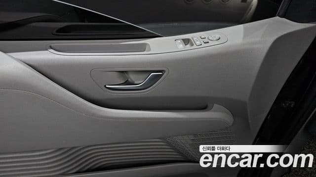 Hyundai Staria Inspiration, 2023 17