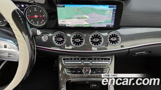 Mercedes-Benz E-класс W213 E220d кабриолет, 2019 15
