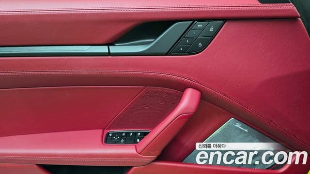 Porsche 911 (992) Carrera 4 GTS кабриолет, 2023 17