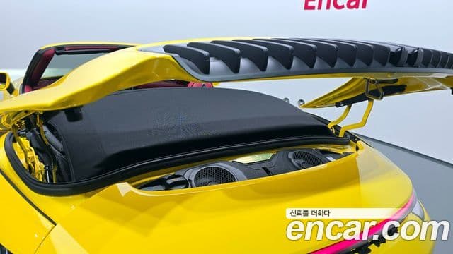 Porsche 911 (992) Carrera 4 GTS кабриолет, 2023 20