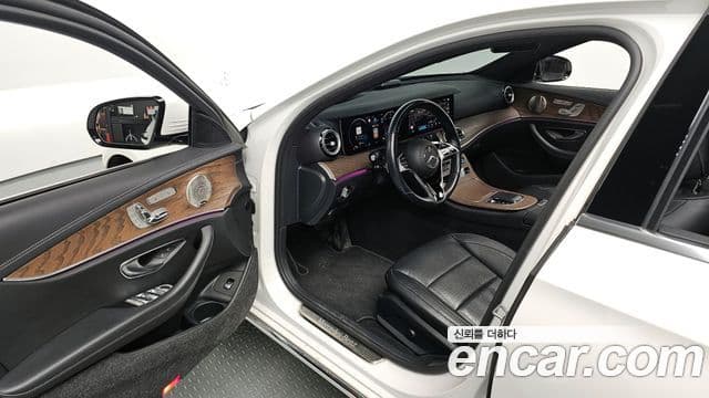 Mercedes-Benz E-класс W213 Exclusive, 2022 11