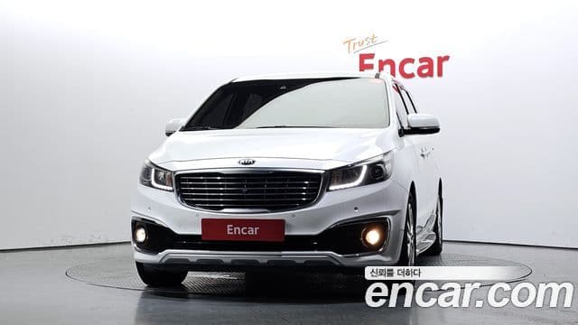 Kia All New Carnival Noblesse, 2016 3