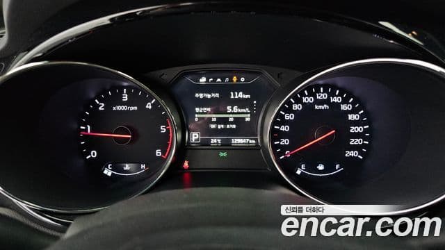 Kia All New Carnival Noblesse, 2016 8