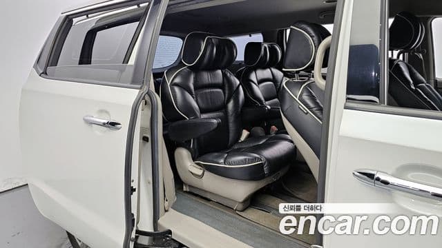 Kia All New Carnival Noblesse, 2016 12