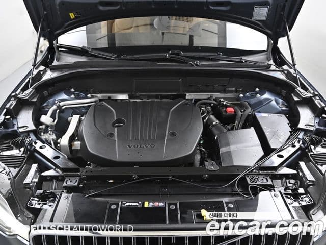 Volvo XC60 2세대 B5 Ultimate Bright, 2024 6