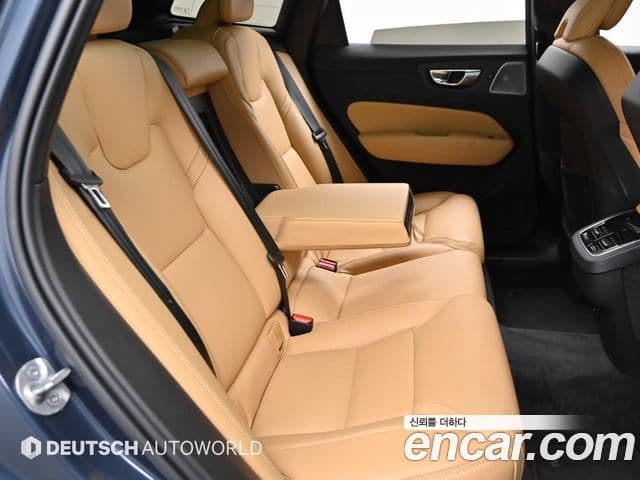 Volvo XC60 2세대 B5 Ultimate Bright, 2024 12