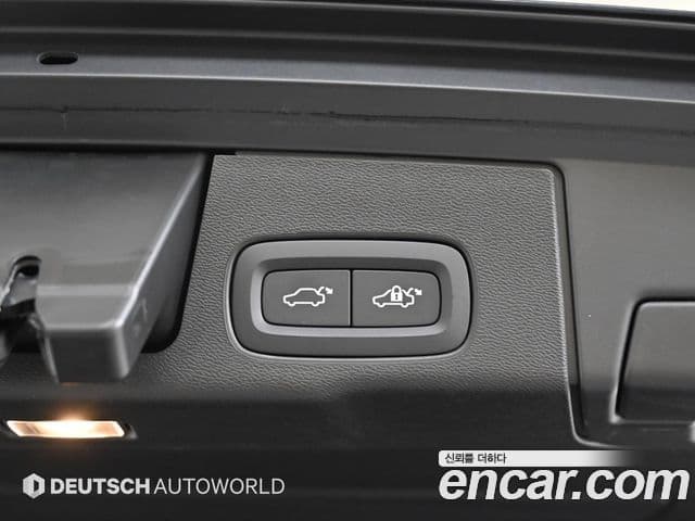 Volvo XC60 2세대 B5 Ultimate Bright, 2024 20