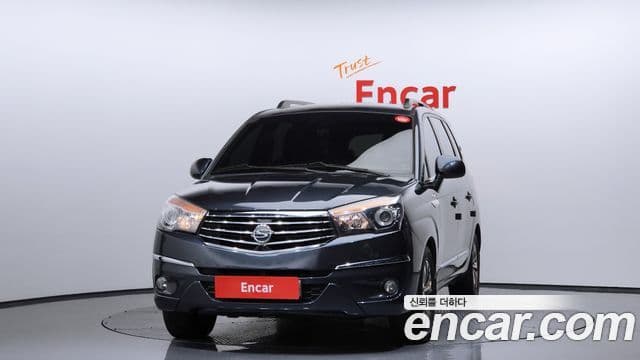 KG모빌리티(SsangYong) Korando 투리스모 4WD TX 9인승, 2016 3