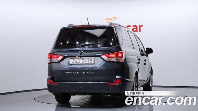 KG모빌리티(SsangYong) Korando 투리스모 4WD TX 9인승, 2016 4