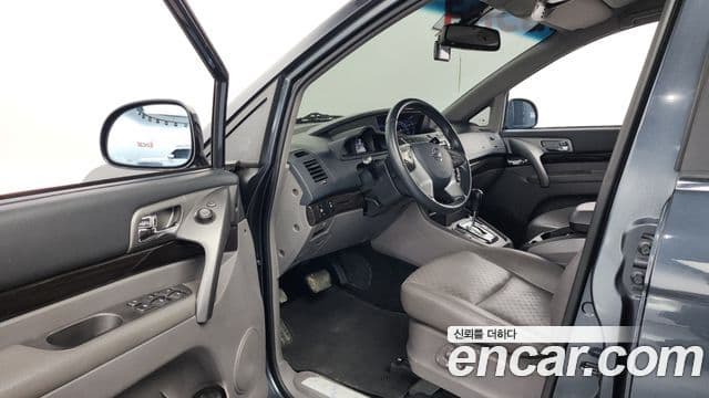 KG모빌리티(SsangYong) Korando 투리스모 4WD TX 9인승, 2016 10