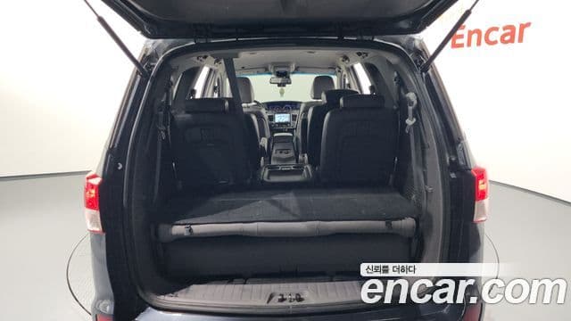 KG모빌리티(SsangYong) Korando 투리스모 4WD TX 9인승, 2016 20