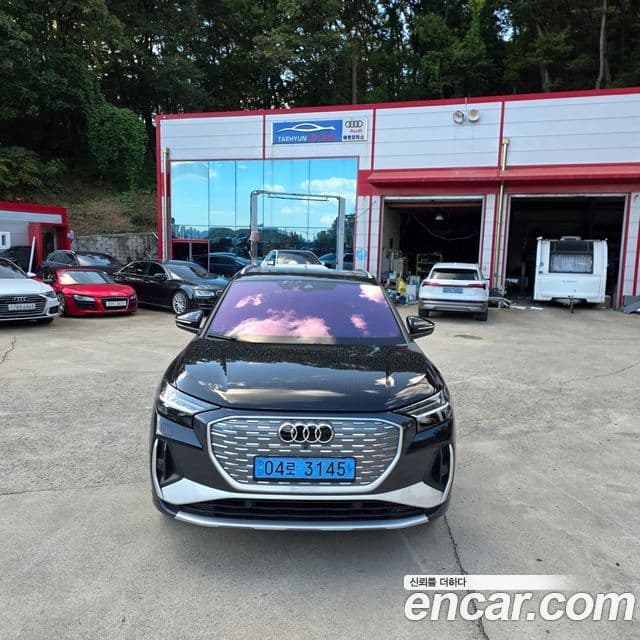 Audi Q4 e-Tron (F4) Premium, 2022 1